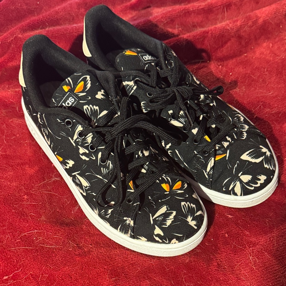Rare limited edition women’s Farm Rio X Adidas black canvas Butterfly Sneakers